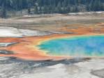 A fabulosa Grand Prismatic Pool, no Yellowstone National Park, em Wyoming, nos Estados Unidos